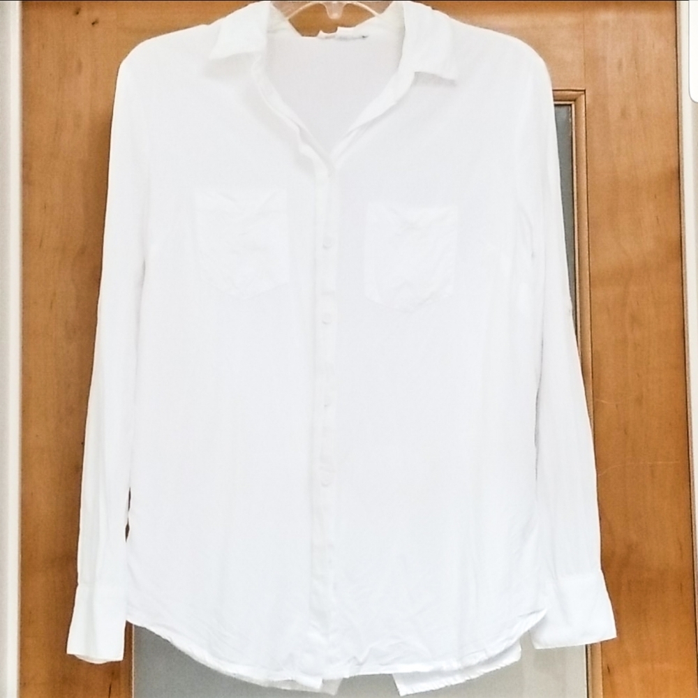 BLL | Blouse - Picture 2 of 8